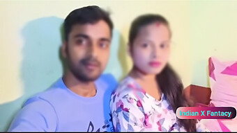 Vidéo Maison D'Un Couple Indien Avec Audio Clair