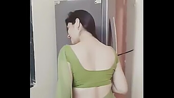 Theo Đuổi Những Cô Gái Desi Đẹp Nhất (18+)