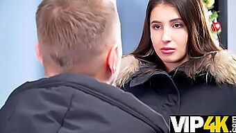 Hd-Video Von Monica A'S Hartem Sex Mit Einem Hartnäckigen Schuldeneintreiber