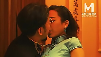 Gaya Cina Ruang Urut Ep5: Adegan Blowjob Dan Menjilat Puki Terbaik Su Qing Ke