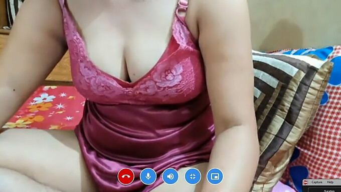 Memek Alami Besar Tante India