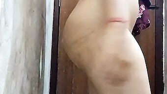 Chica India De 18 Años Se Masturba Con Palabras Sucias En Un Video Amateur