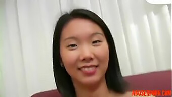 Gratis Asiatisk Tenåring (18+) Pornovideo Med En Het Asiatisk Amatør