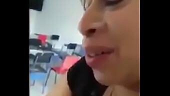 Một Màn Blowjob Đầy Tinh Trùng Từ Một Giáo Viên Latin Nóng Bỏng